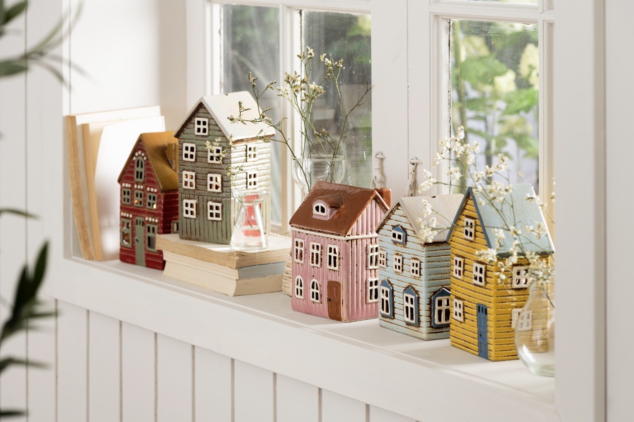 Domek ceramiczny na tealight lampion kamieniczka - obrazek 3